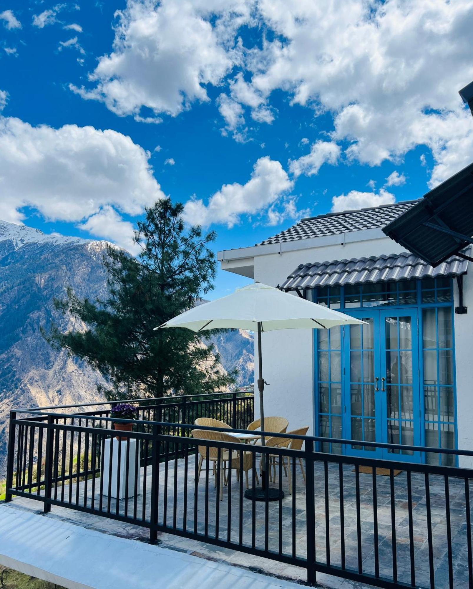 Faraway Cottages, Auli Joshīmath Esterno foto