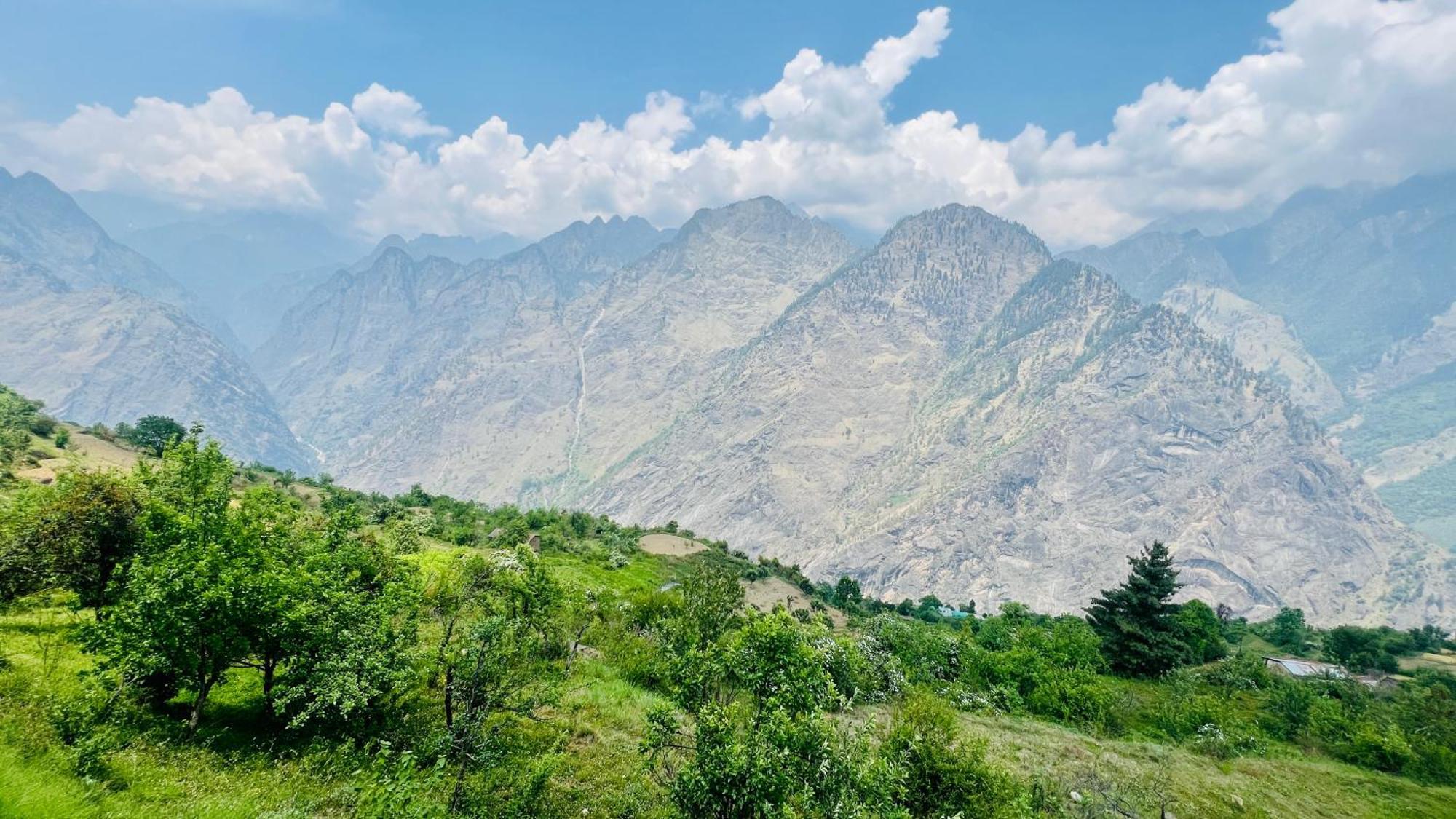 Faraway Cottages, Auli Joshīmath Esterno foto