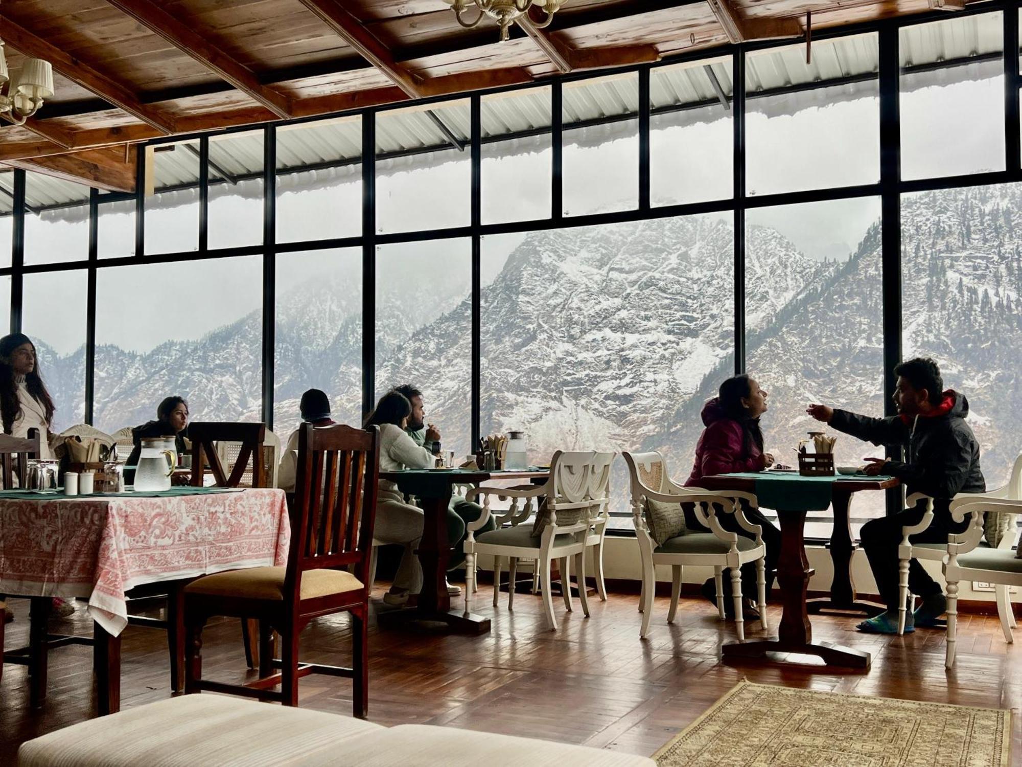 Faraway Cottages, Auli Joshīmath Esterno foto